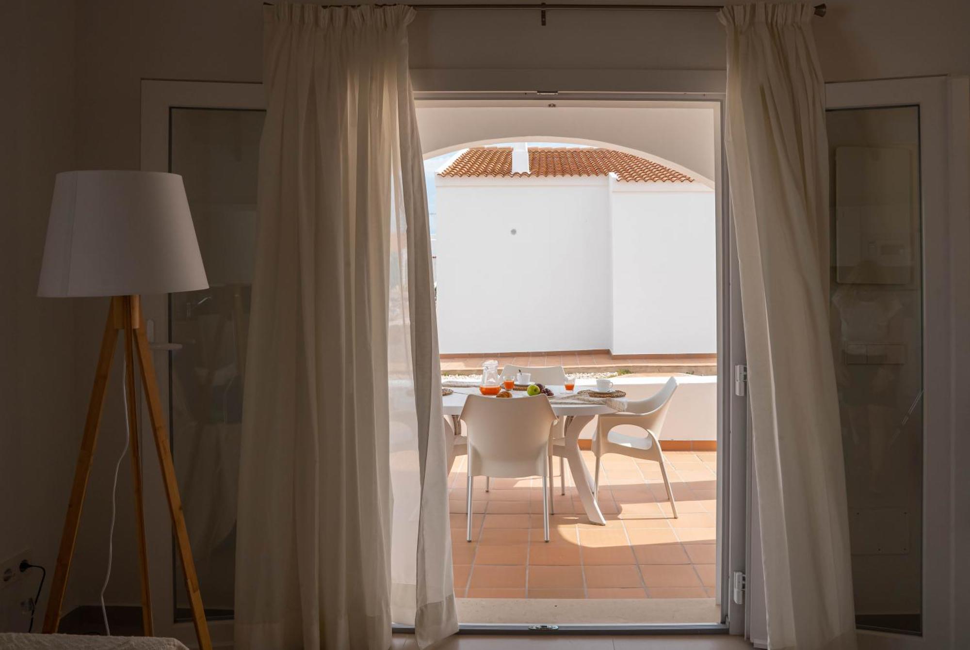 Sagitario Rymar Apartamentos Cala' en Bosch Bagian luar foto
